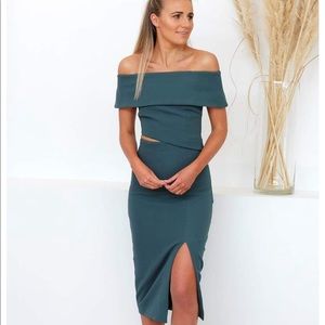 Elliatt serpentine dress peacock - revolve